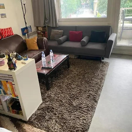 Cosy A Balcon Tour Eiffel Et Parking Apartment Paris