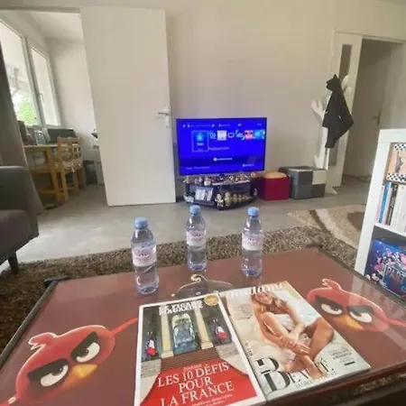 Apartamento Cosy A Balcon Tour Eiffel Et Parking *